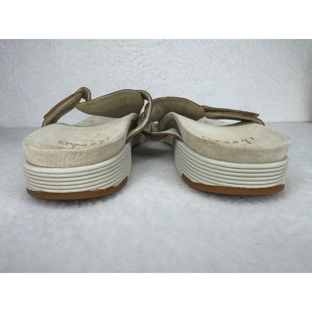 Dansko Reece Thong Sandals Brown Leather Size‎ 8 Women Comfort Walking Shoes